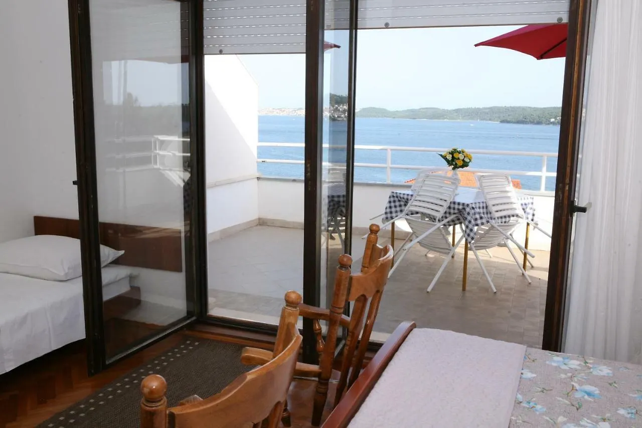 Rooms And Apartments Kurtovic Trogir